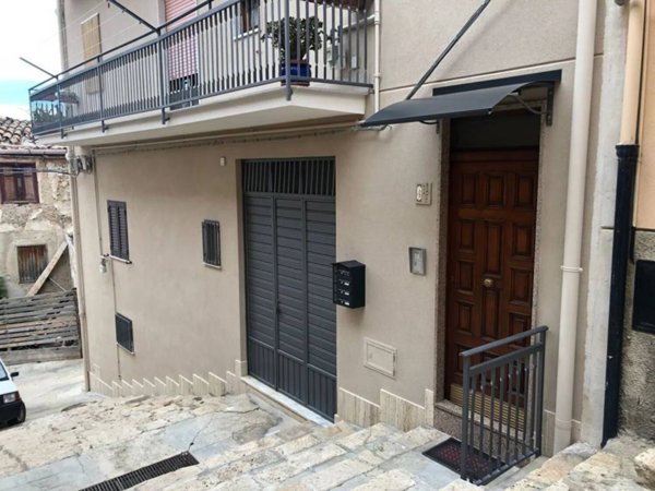 appartamento in vendita a Caccamo