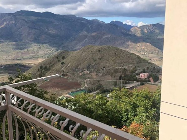 appartamento in vendita a Caccamo