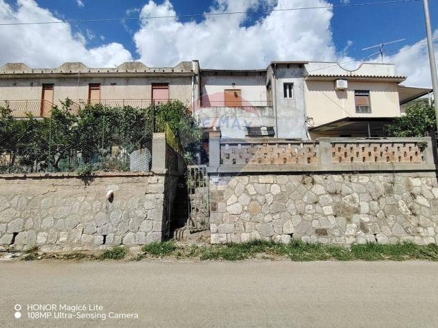 casa indipendente in vendita a Caccamo