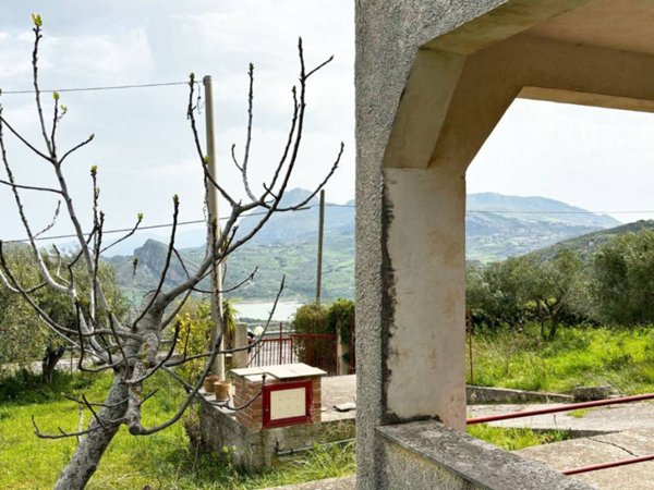 casa indipendente in vendita a Caccamo