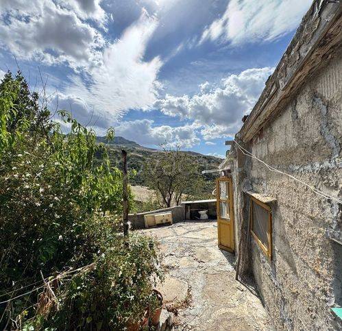 casa indipendente in vendita a Caccamo