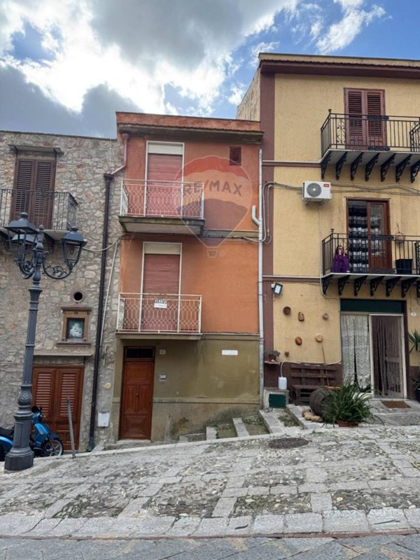 casa indipendente in vendita a Caccamo