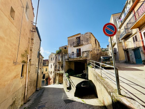 casa indipendente in vendita a Caccamo