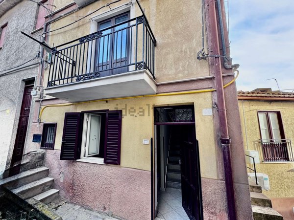 casa indipendente in vendita a Caccamo