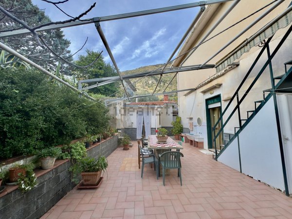 casa indipendente in vendita a Caccamo