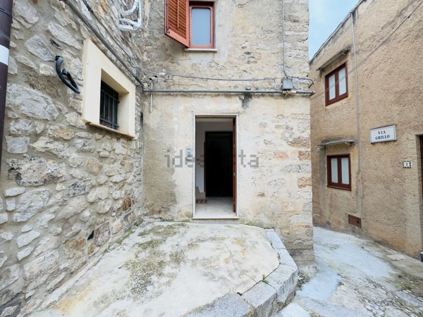 casa indipendente in vendita a Caccamo