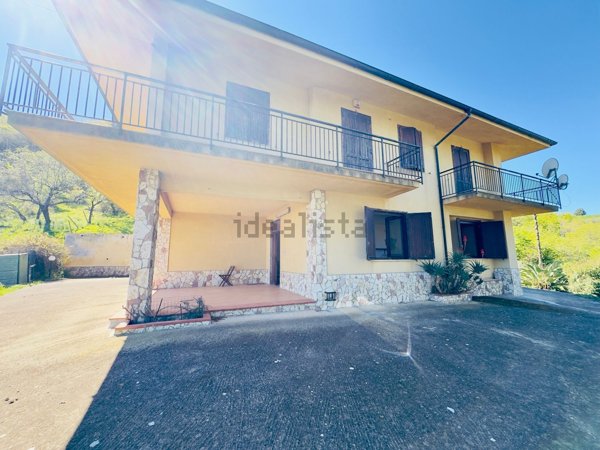 casa indipendente in vendita a Caccamo