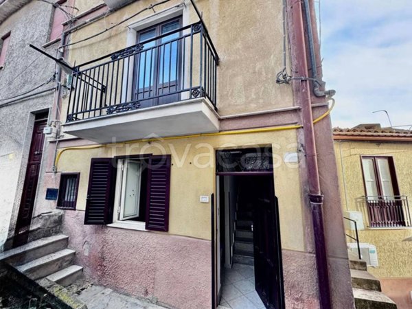 casa indipendente in vendita a Caccamo