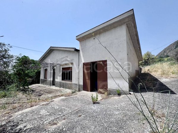 casa indipendente in vendita a Caccamo