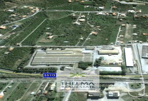 terreno edificabile in vendita a Campofelice di Roccella