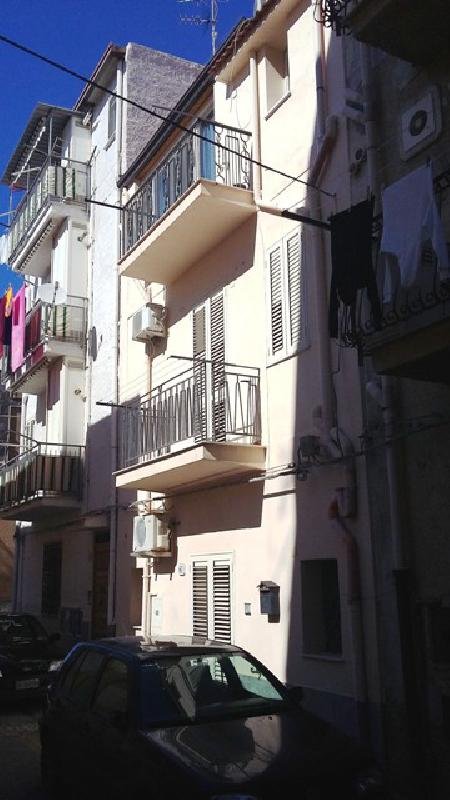 casa indipendente in vendita a Campofelice di Roccella