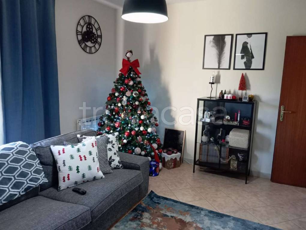 appartamento in vendita a Campofelice di Roccella