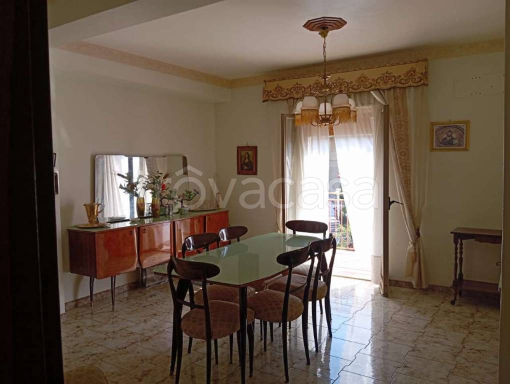 appartamento in vendita a Campofelice di Roccella