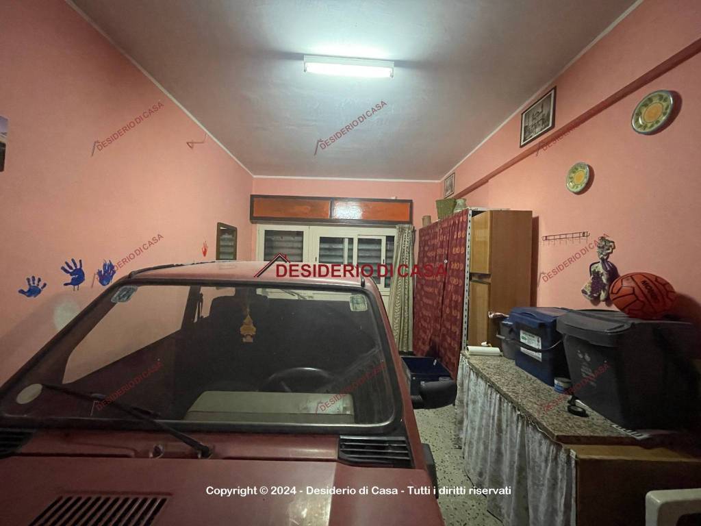 casa indipendente in vendita a Campofelice di Roccella