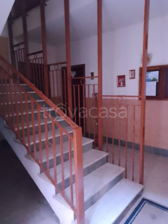 appartamento in vendita a Campofelice di Roccella