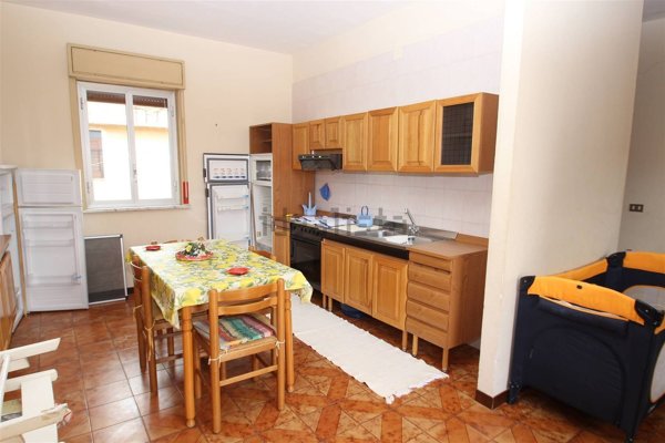 appartamento in vendita a Campofelice di Roccella