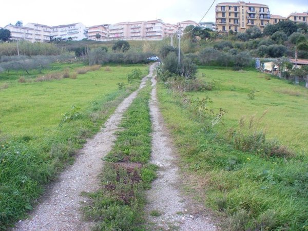 terreno agricolo in vendita a Campofelice di Roccella