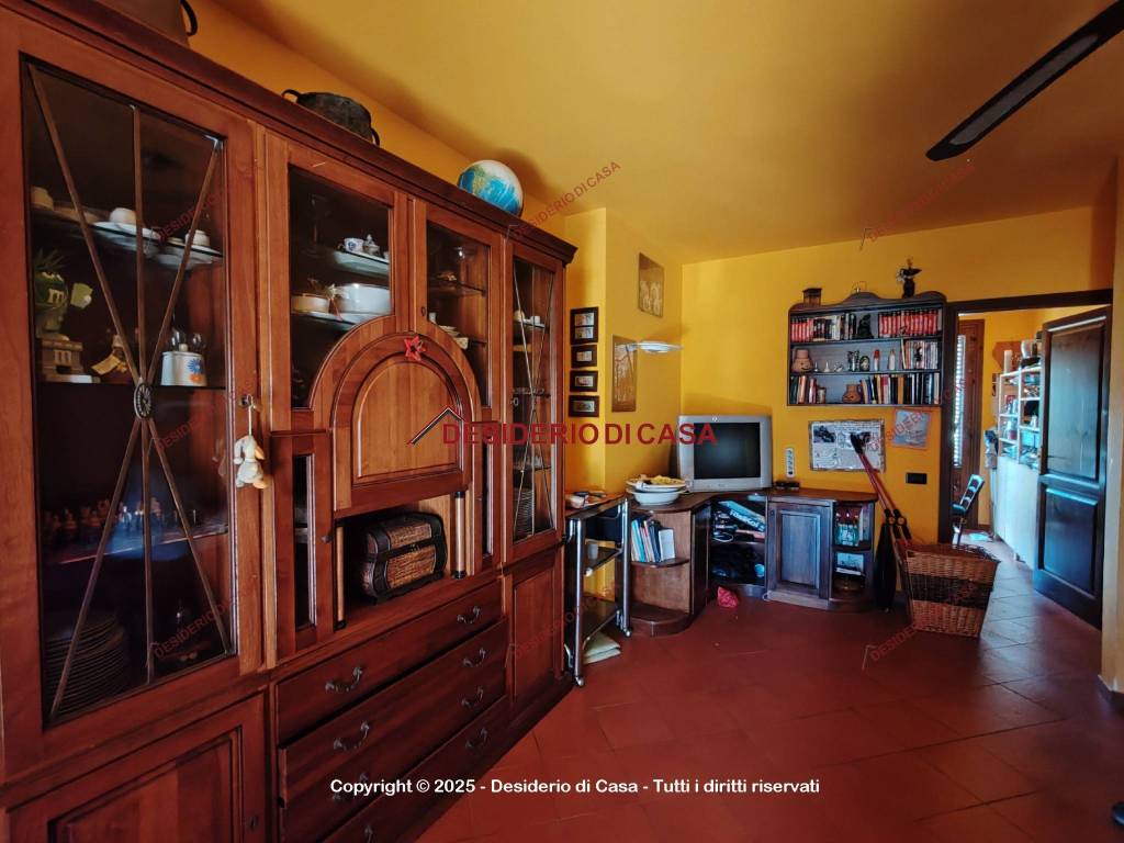 casa indipendente in vendita a Campofelice di Roccella