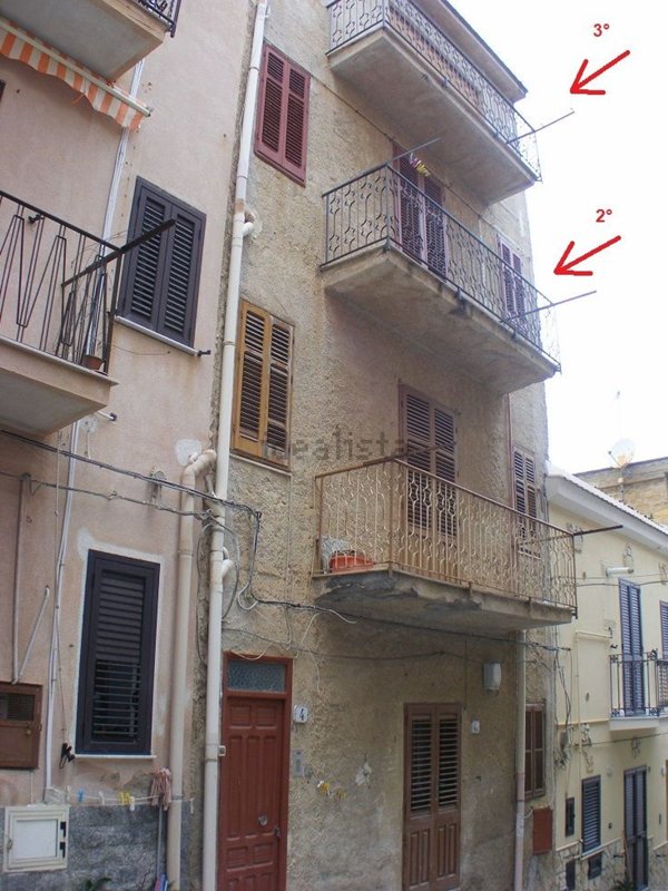 appartamento in vendita a Campofelice di Roccella