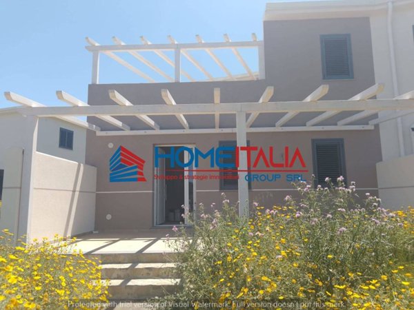 appartamento in vendita a Campofelice di Roccella