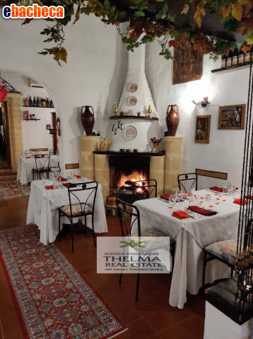 negozio in vendita a Campofelice di Roccella