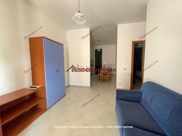 appartamento in vendita a Campofelice di Roccella