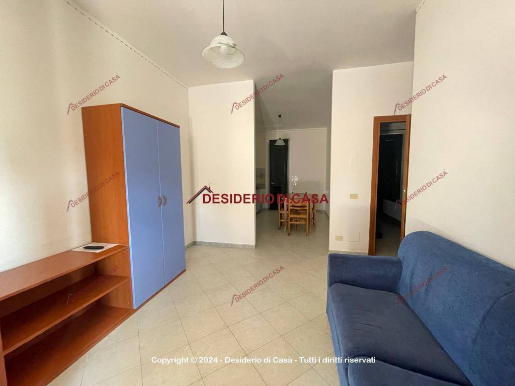 appartamento in vendita a Campofelice di Roccella