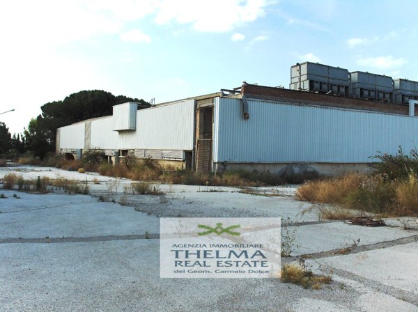 terreno edificabile in vendita a Campofelice di Roccella
