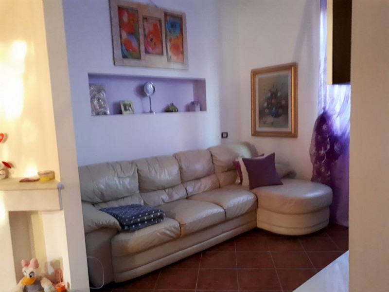 casa indipendente in vendita a Campofelice di Roccella