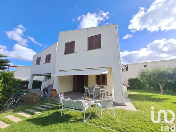 appartamento in vendita a Campofelice di Roccella