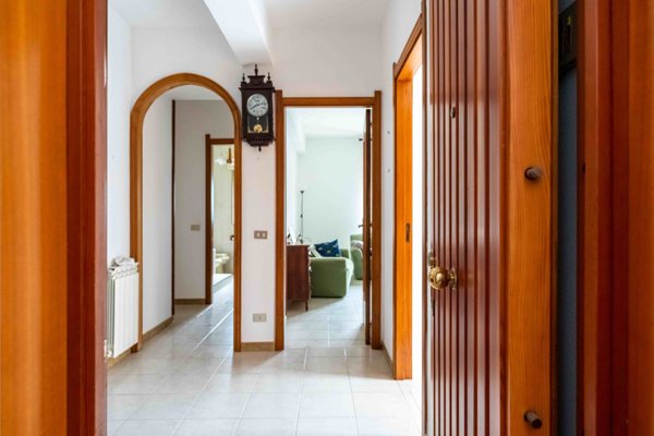 appartamento in vendita a Campofelice di Roccella