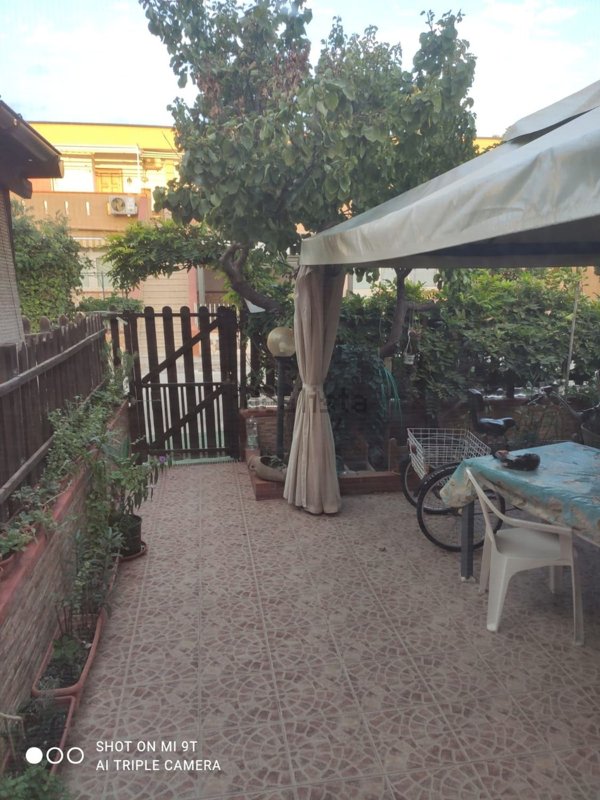 appartamento in vendita a Campofelice di Roccella