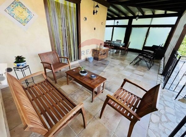 appartamento in vendita a Campofelice di Roccella