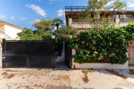 casa indipendente in vendita a Campofelice di Roccella