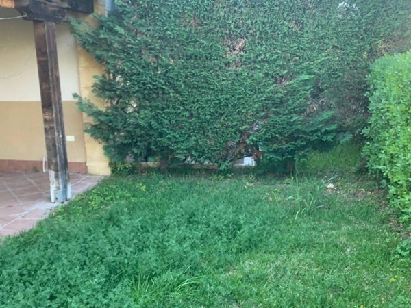 casa indipendente in vendita a Campofelice di Roccella