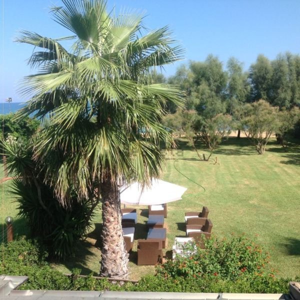 appartamento in vendita a Campofelice di Roccella