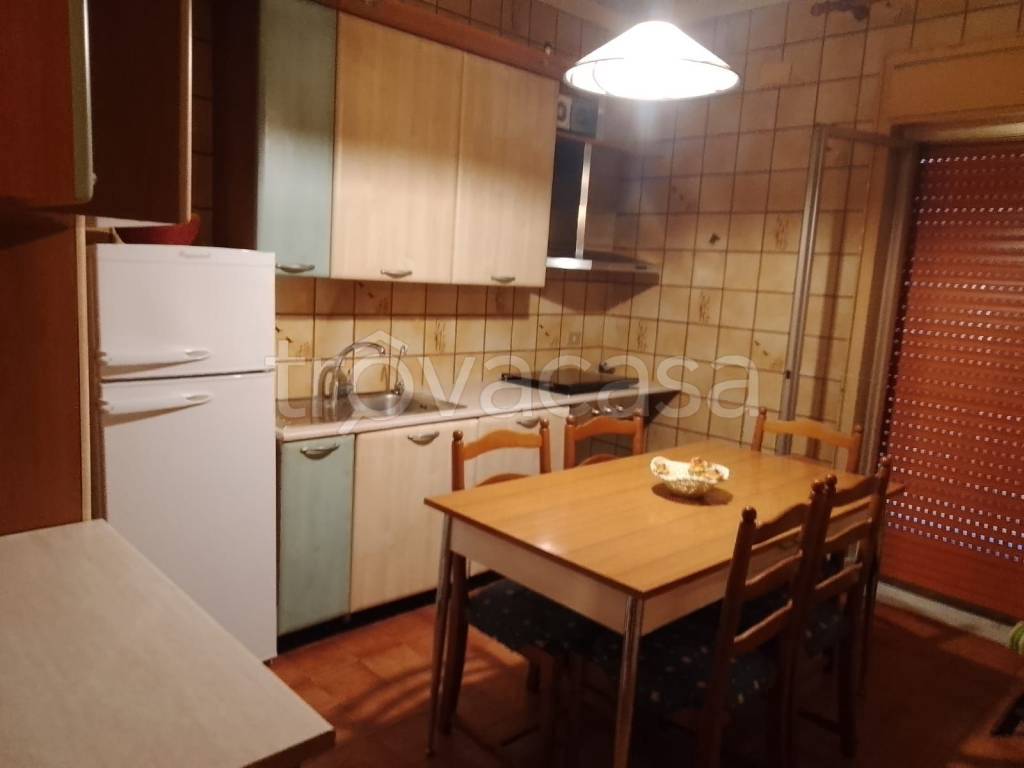 appartamento in vendita a Campofelice di Roccella