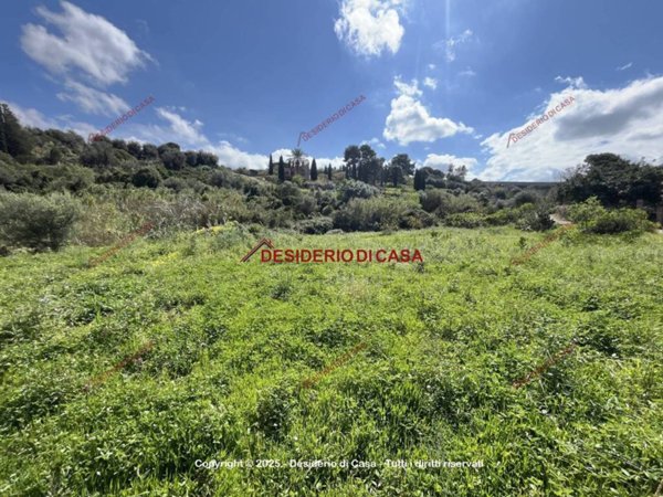 terreno agricolo in vendita a Campofelice di Roccella