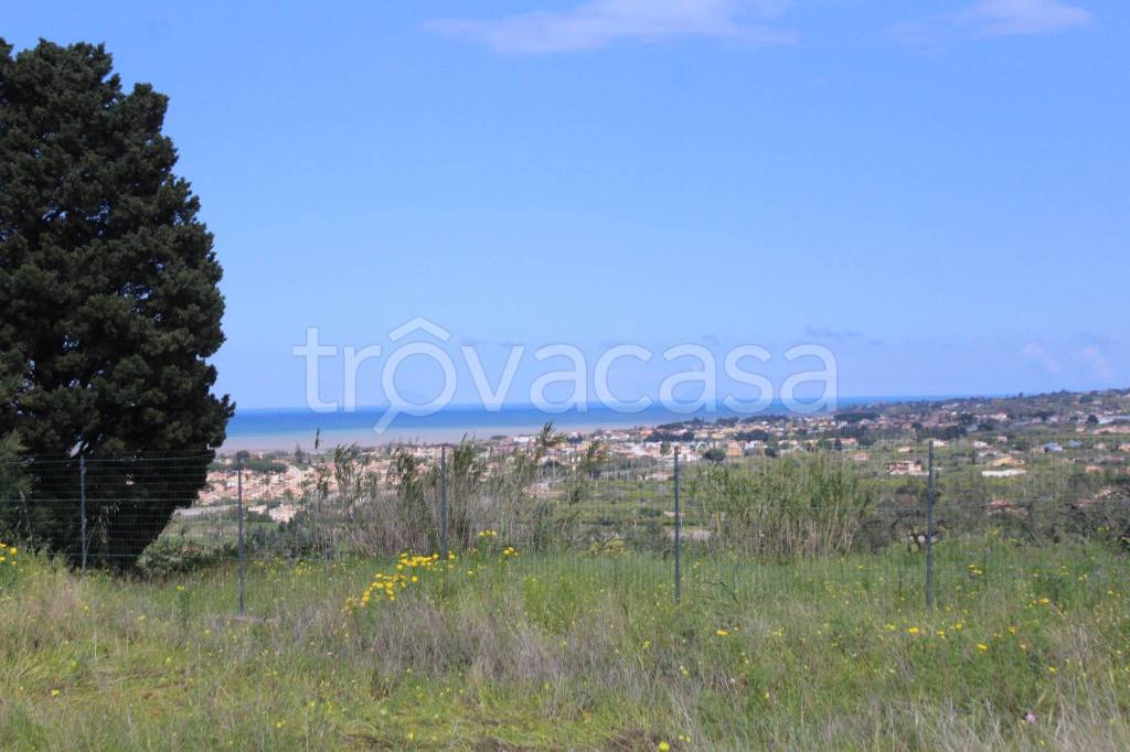 terreno agricolo in vendita a Campofelice di Roccella