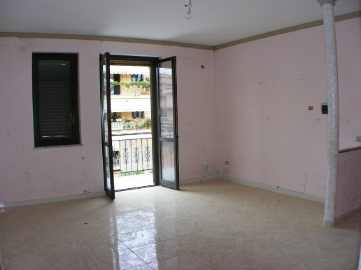 appartamento in vendita a Campofelice di Roccella
