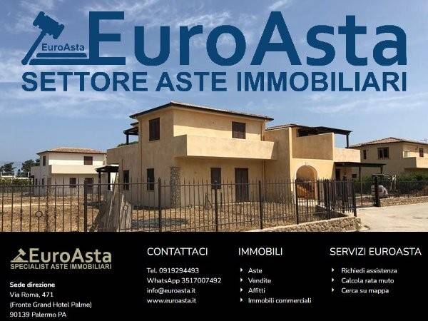 appartamento in vendita a Campofelice di Roccella