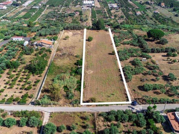 terreno agricolo in vendita a Campofelice di Roccella