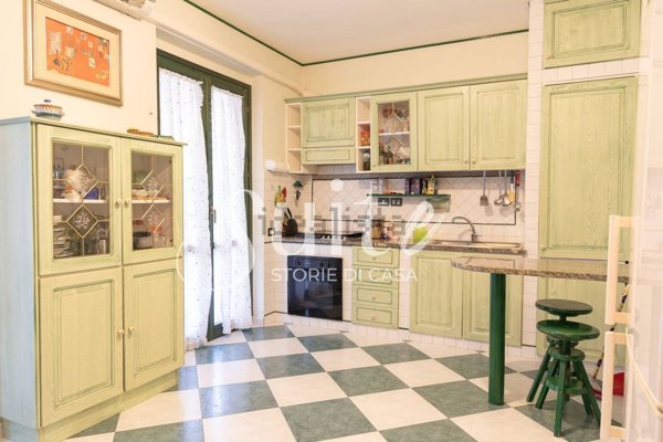 casa indipendente in vendita a Campofelice di Roccella