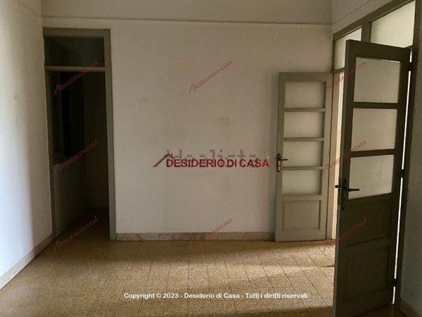 appartamento in vendita a Campofelice di Roccella