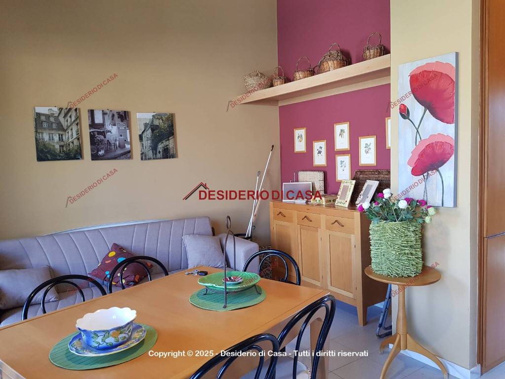 casa indipendente in vendita a Campofelice di Roccella