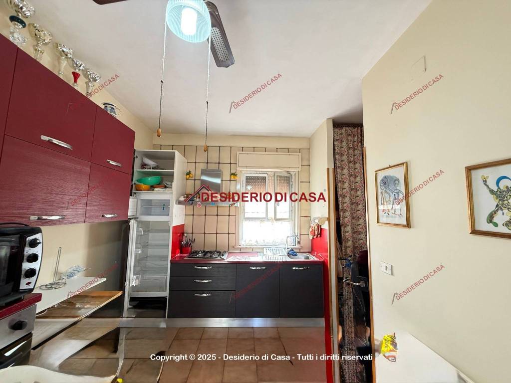 appartamento in vendita a Campofelice di Roccella