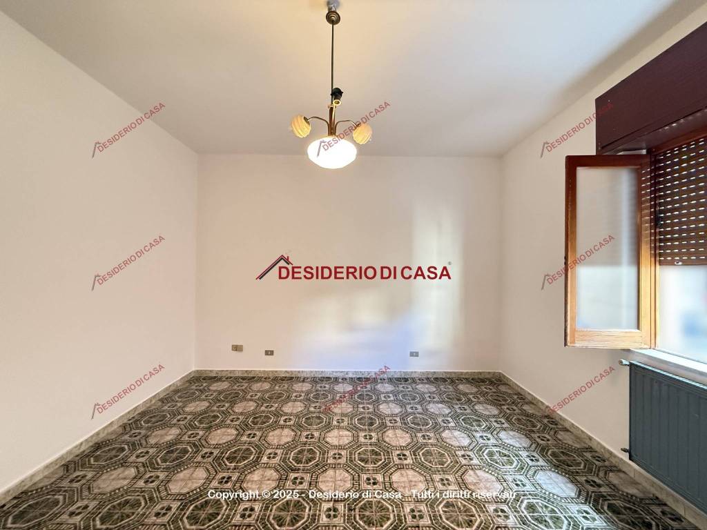 appartamento in vendita a Campofelice di Roccella