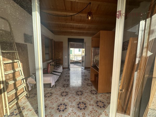 appartamento in vendita a Campofelice di Roccella