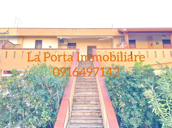 appartamento in vendita a Campofelice di Roccella