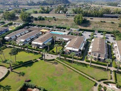 casa indipendente in vendita a Campofelice di Roccella